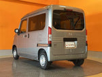 N-VAN