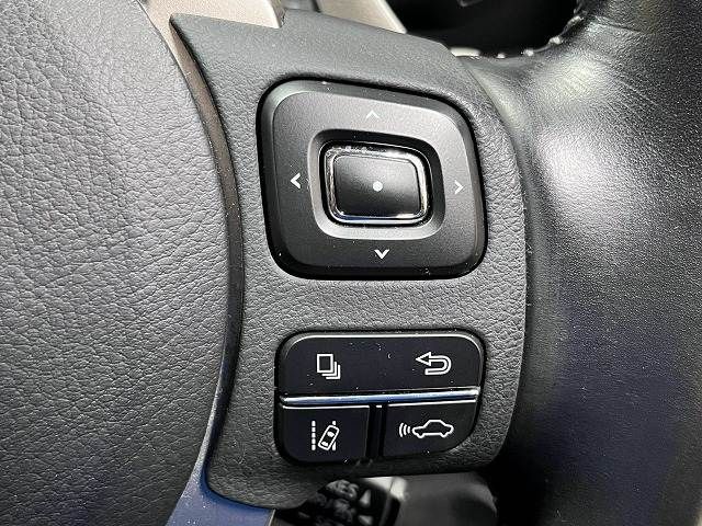 LEXUS NX300h