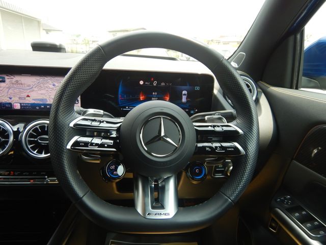 MERCEDES AMG GLA class