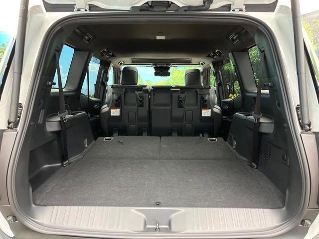 LANDCRUISER 250
