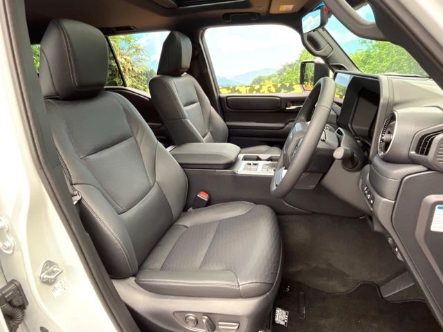 LANDCRUISER 250