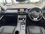 LEXUS IS300h