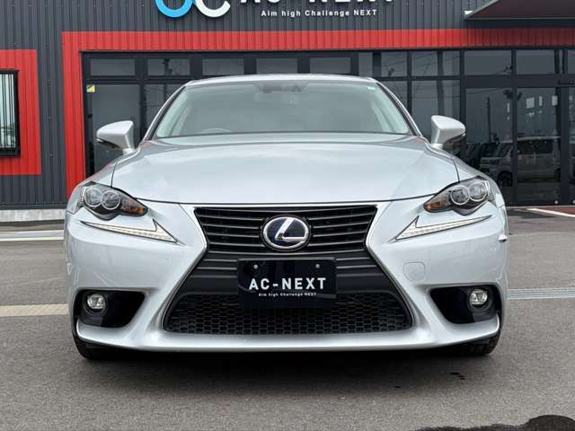LEXUS IS300h