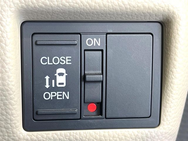 N BOX