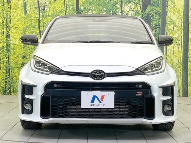 GR YARIS