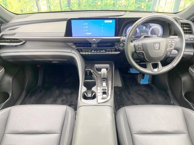 CROWN SPORT