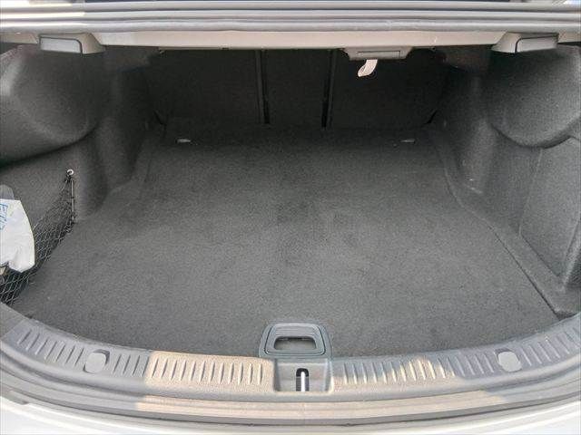 MERCEDES BENZ E class sedan