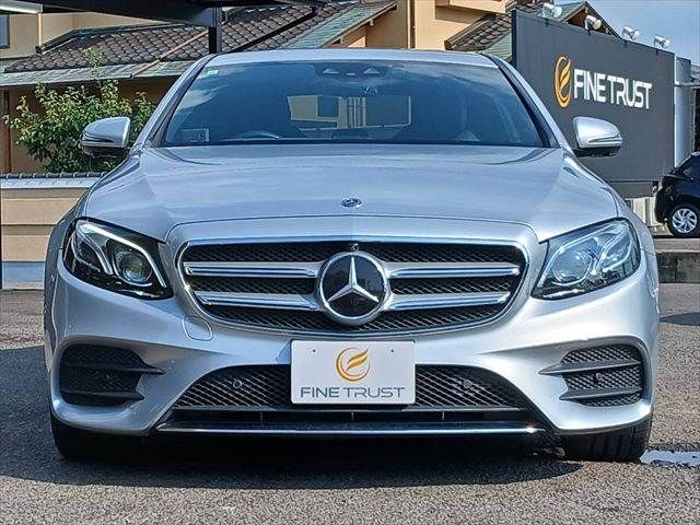 MERCEDES BENZ E class sedan