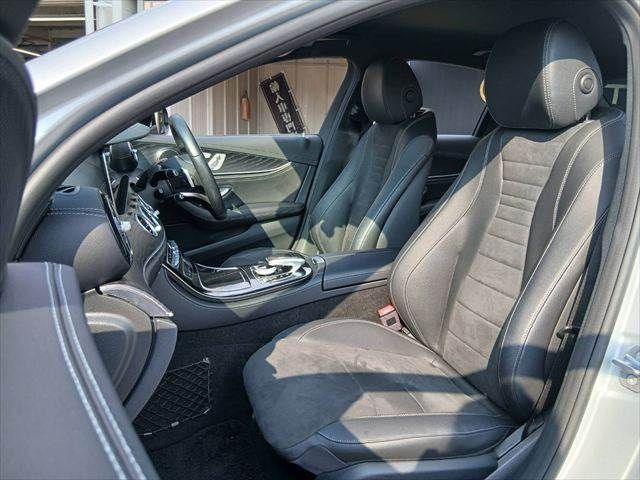 MERCEDES BENZ E class sedan