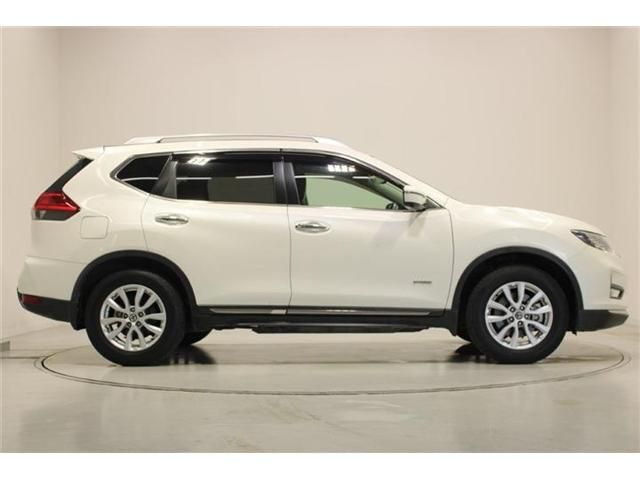 X-TRAIL HYBRID 2WD