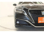 CROWN sedan hybrid