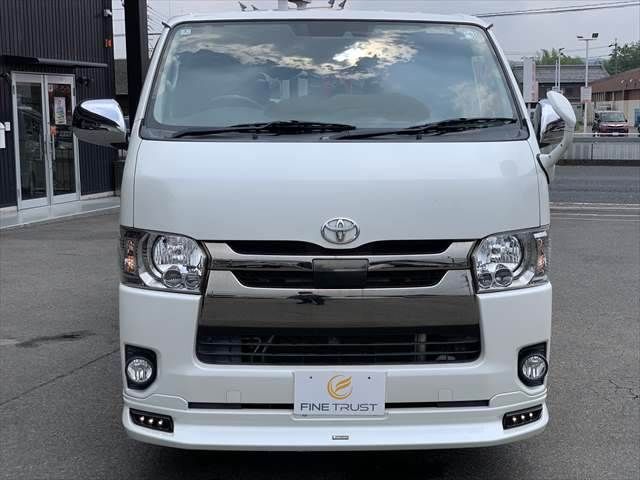 REGIUSACE van 2WD
