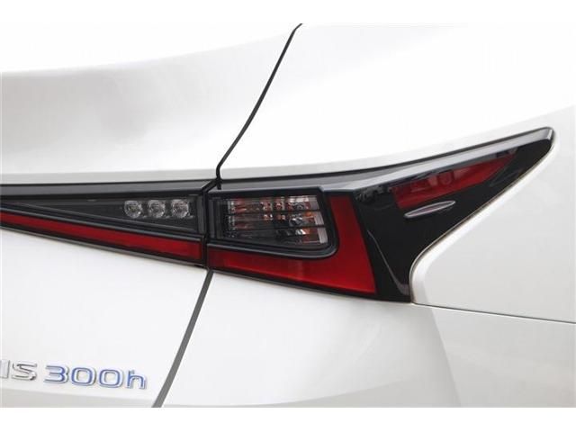 LEXUS IS300h
