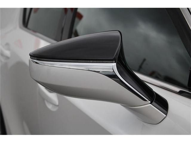 LEXUS IS300h