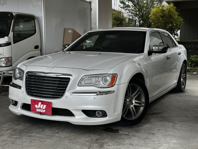 CHRYSLER 300