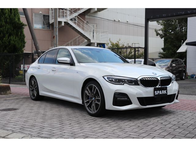 BMW 3 Series sedan