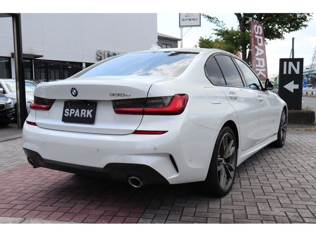 BMW 3 Series sedan