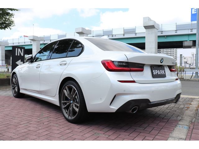 BMW 3 Series sedan