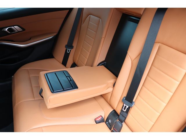 BMW 3 Series sedan