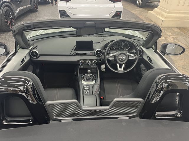 ROADSTER