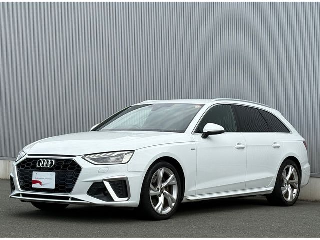 AUDI A4 AVANT