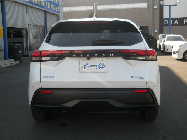NOTE 4WD