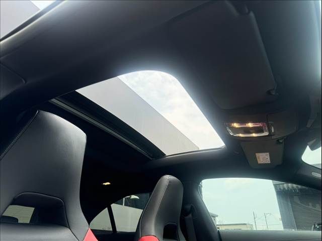 MERCEDES BENZ CLA class