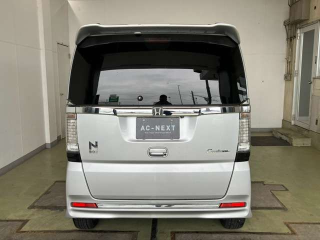 N BOX CUSTOM