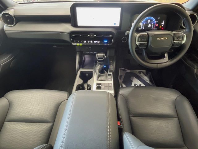 LANDCRUISER 250