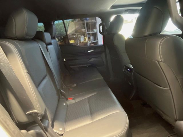 LANDCRUISER 250
