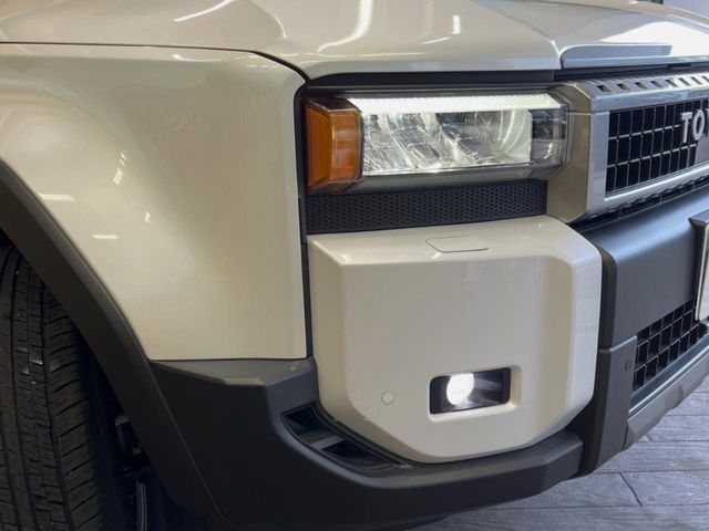 LANDCRUISER 250