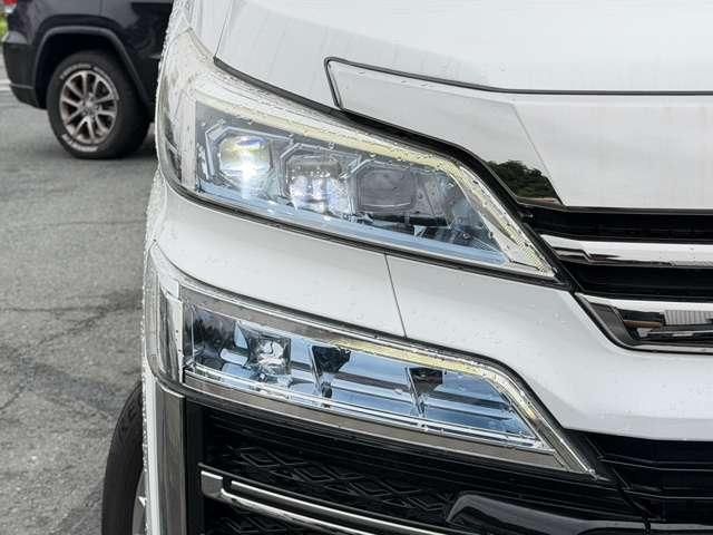 VELLFIRE  HYBRID 4WD