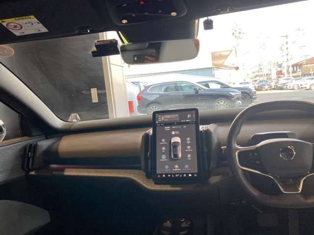 VOLVO EX30