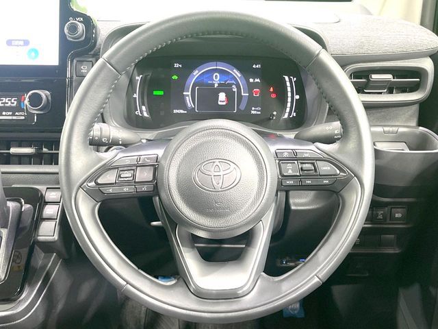 SIENTA HYBRID