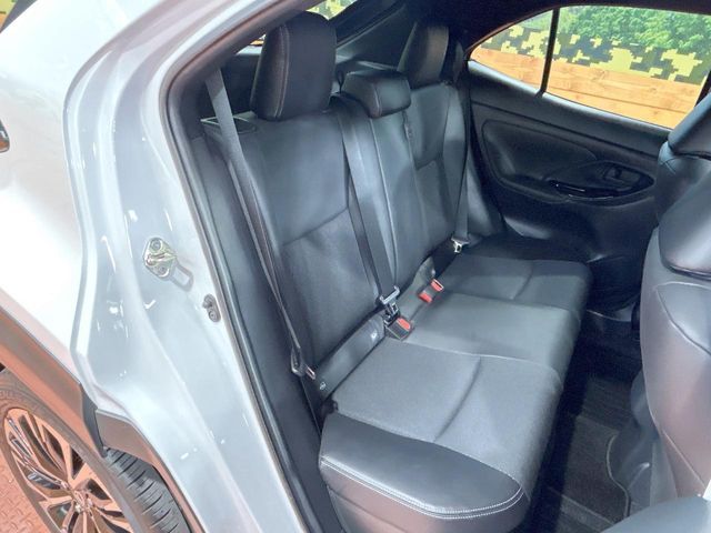 YARIS CROSS HYBRID
