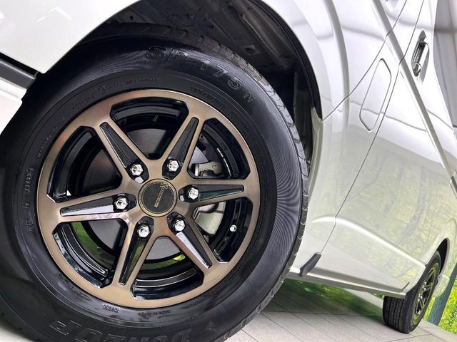 HIACE van 2WD