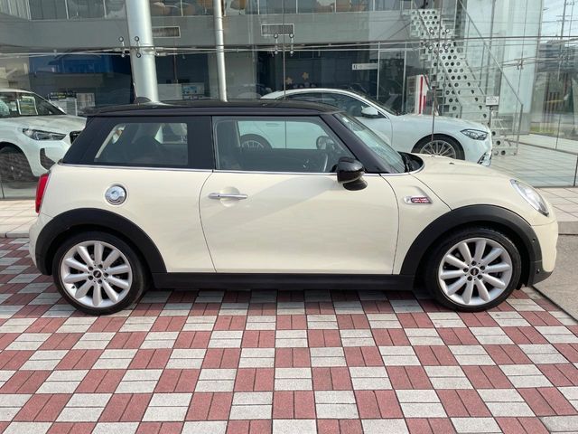 MINI COOPER SD