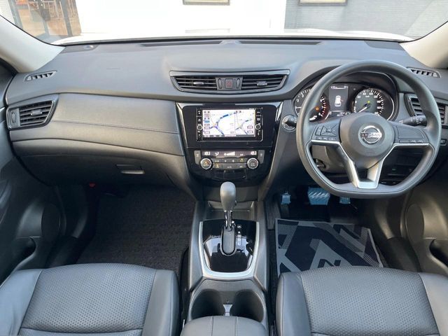 X-TRAIL HYBRID 2WD