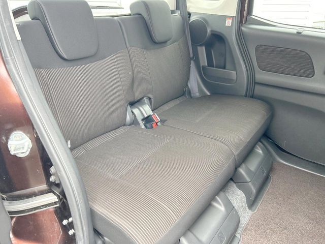 eK SPACE 4WD