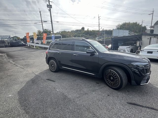 MERCEDES BENZ EQB