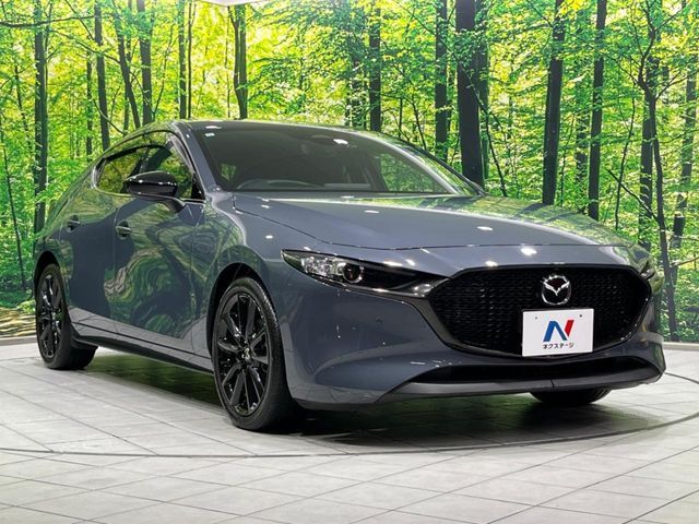 MAZDA3 FASTBACK