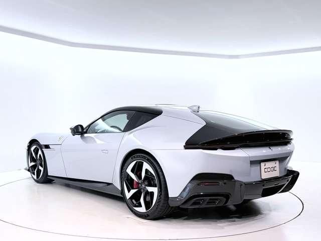FERRARI 12cilindri