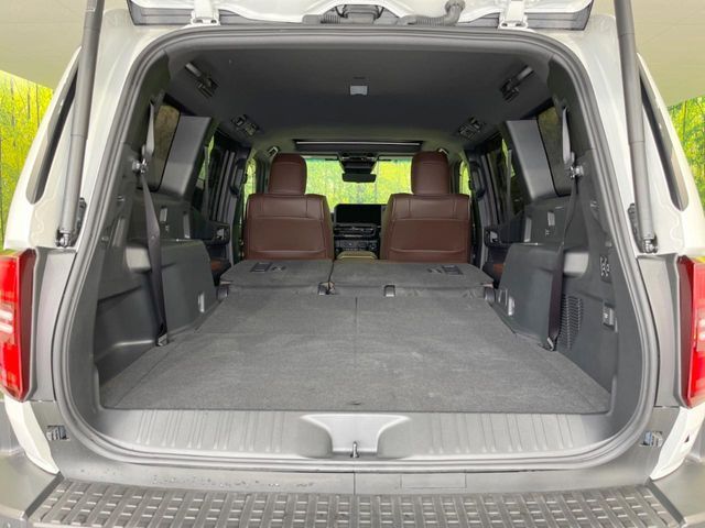 LANDCRUISER 250
