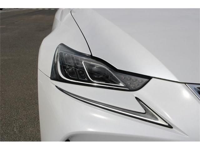 LEXUS IS300h