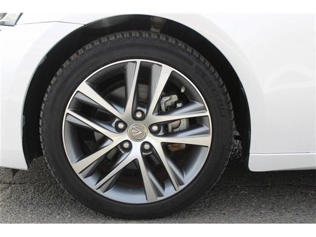 LEXUS IS300h