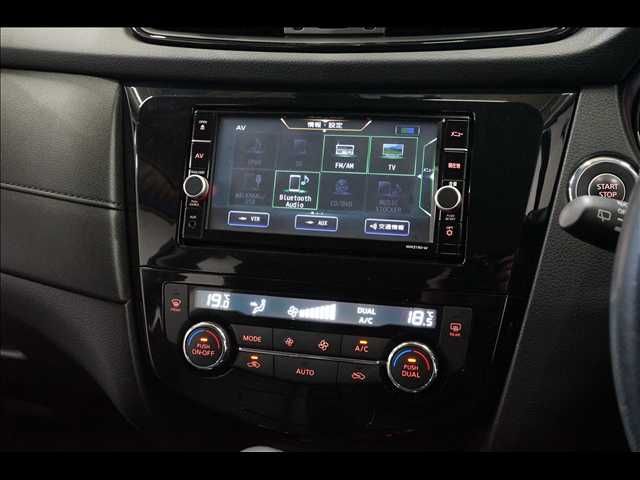 X-TRAIL 2WD