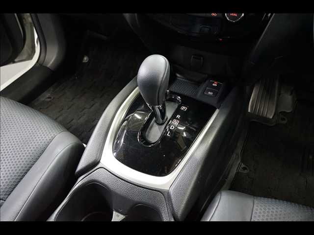 X-TRAIL 2WD