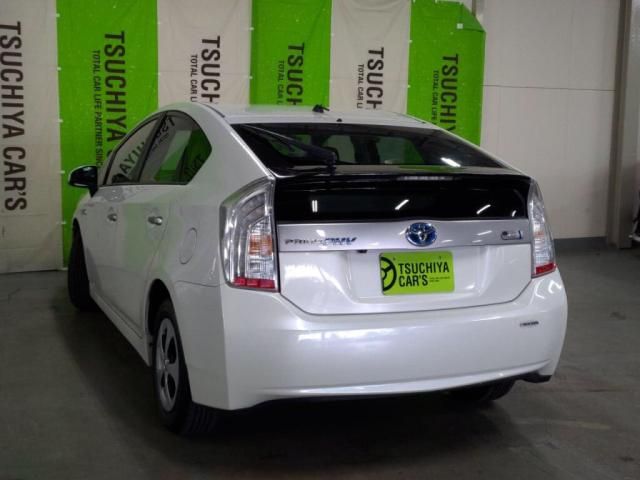 PRIUS PHV