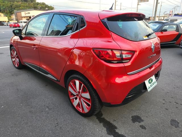 RENAULT LUTECIA