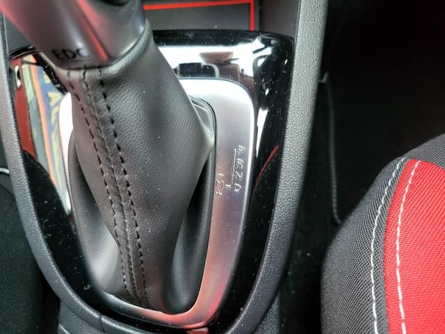 RENAULT LUTECIA